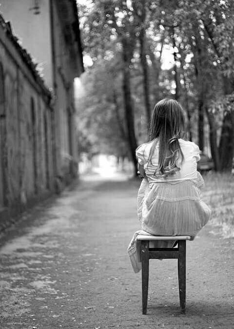 📝 La infancia es el patio donde jugamos toda la vida